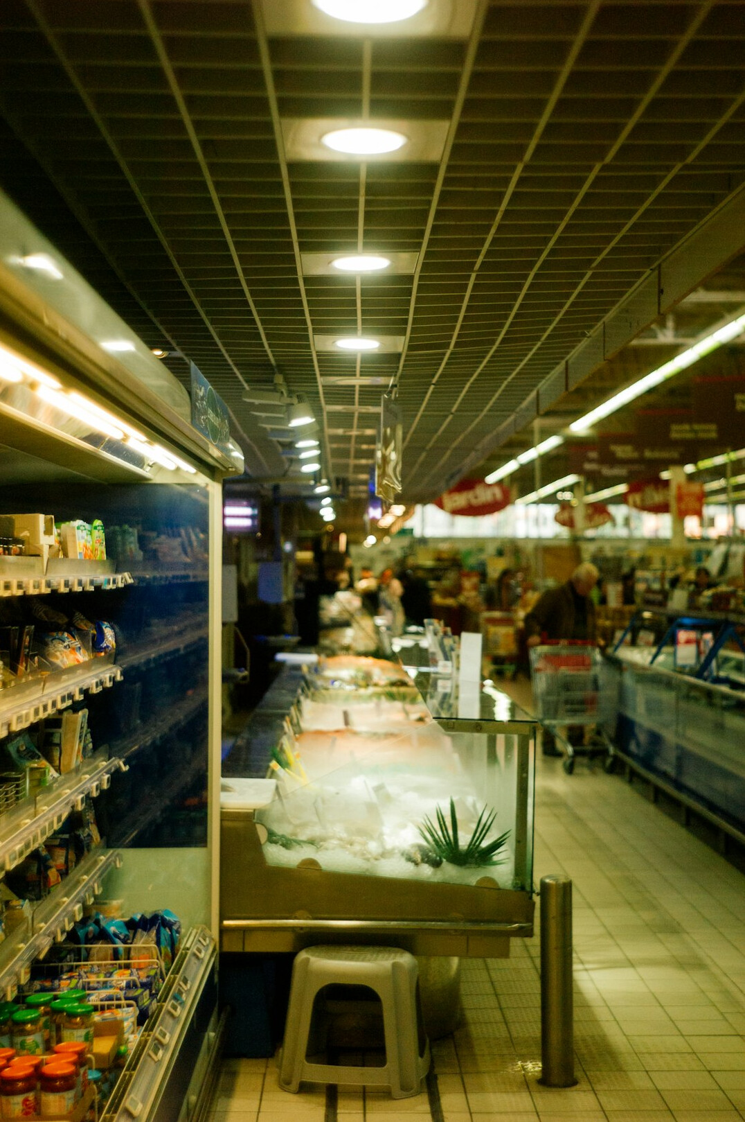 lost child in supermarket